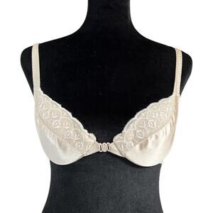Ladies Sexy Front Closure Underwire Bra Beige